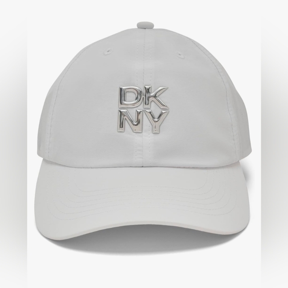 NWOT DKNY Women's White Baseball Cap/Hat With Silver Mettalic Raised Logo - Picture 1 of 6